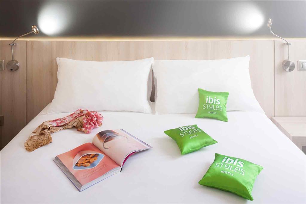 Hotel Ibis Styles Reims Centre Exteriér fotografie